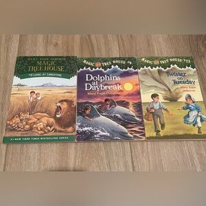 3 Magic Tree House books!